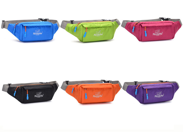 Running waist bag and sports belt pouch securely holding a mobile phone during a workout — view 3