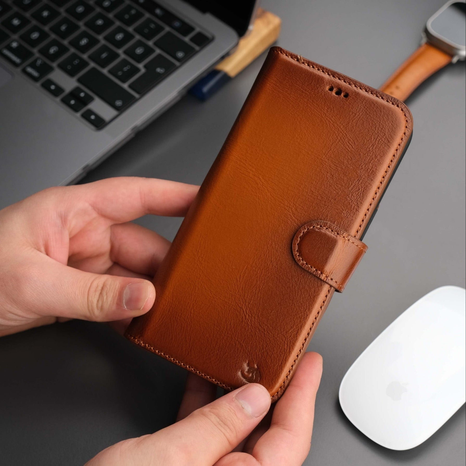 Casper iPhone 16 Pro Max leather wallet case with card slots and detachable magnetic back cover — view 2