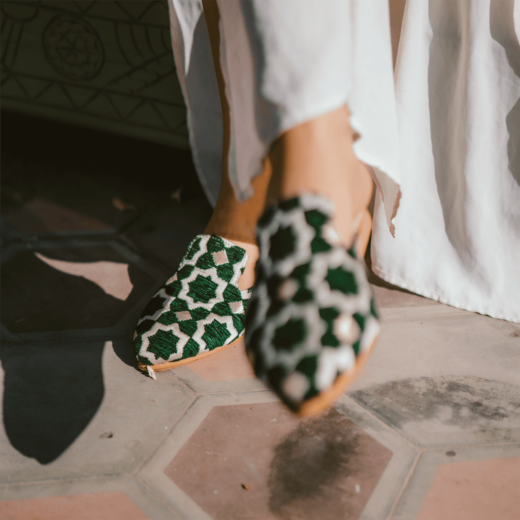 Handcrafted premium leather Moroccan Tamghra slippers featuring a thick cushioned sole and intricate forged design — view 3