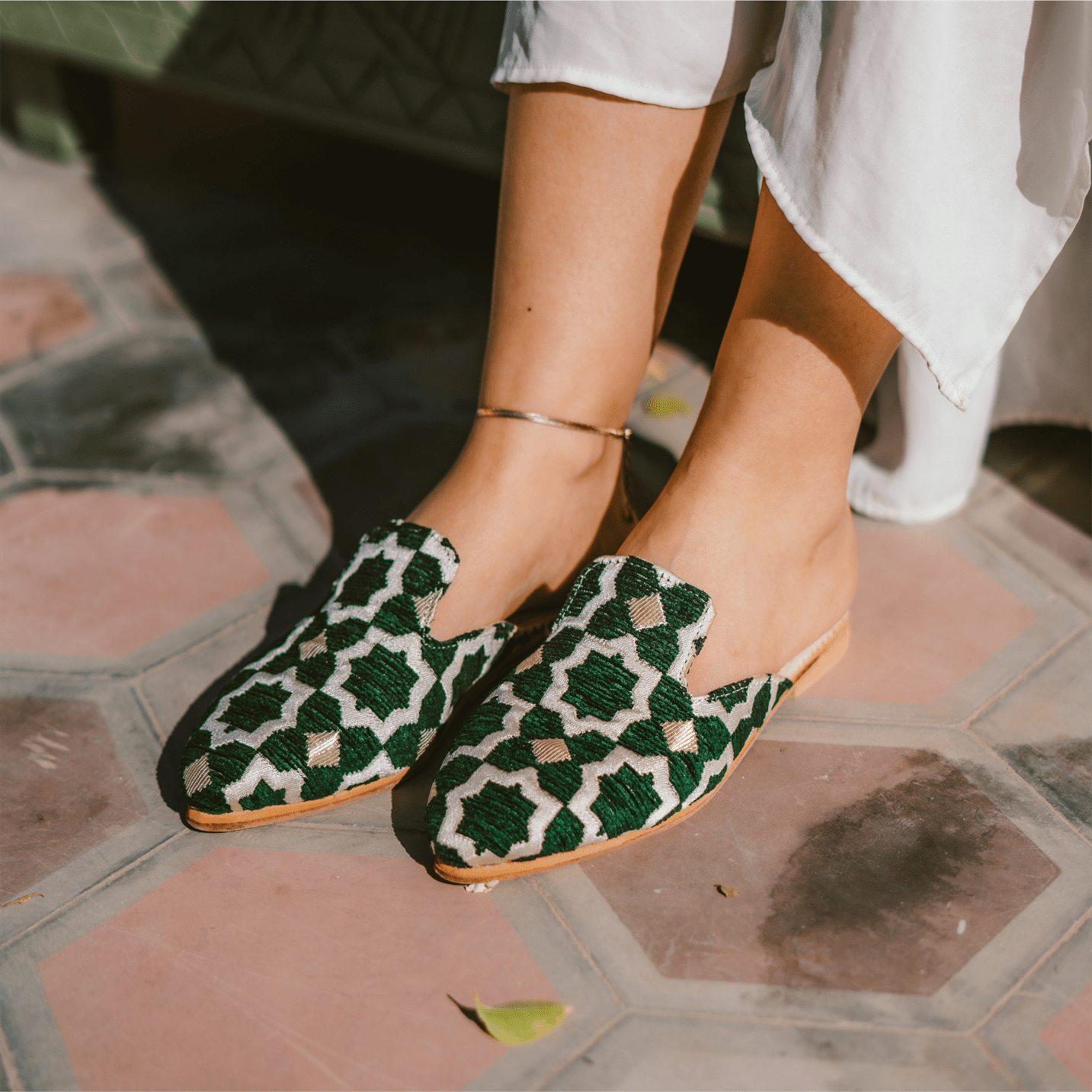 Handcrafted premium leather Moroccan Tamghra slippers featuring a thick cushioned sole and intricate forged design — view 2