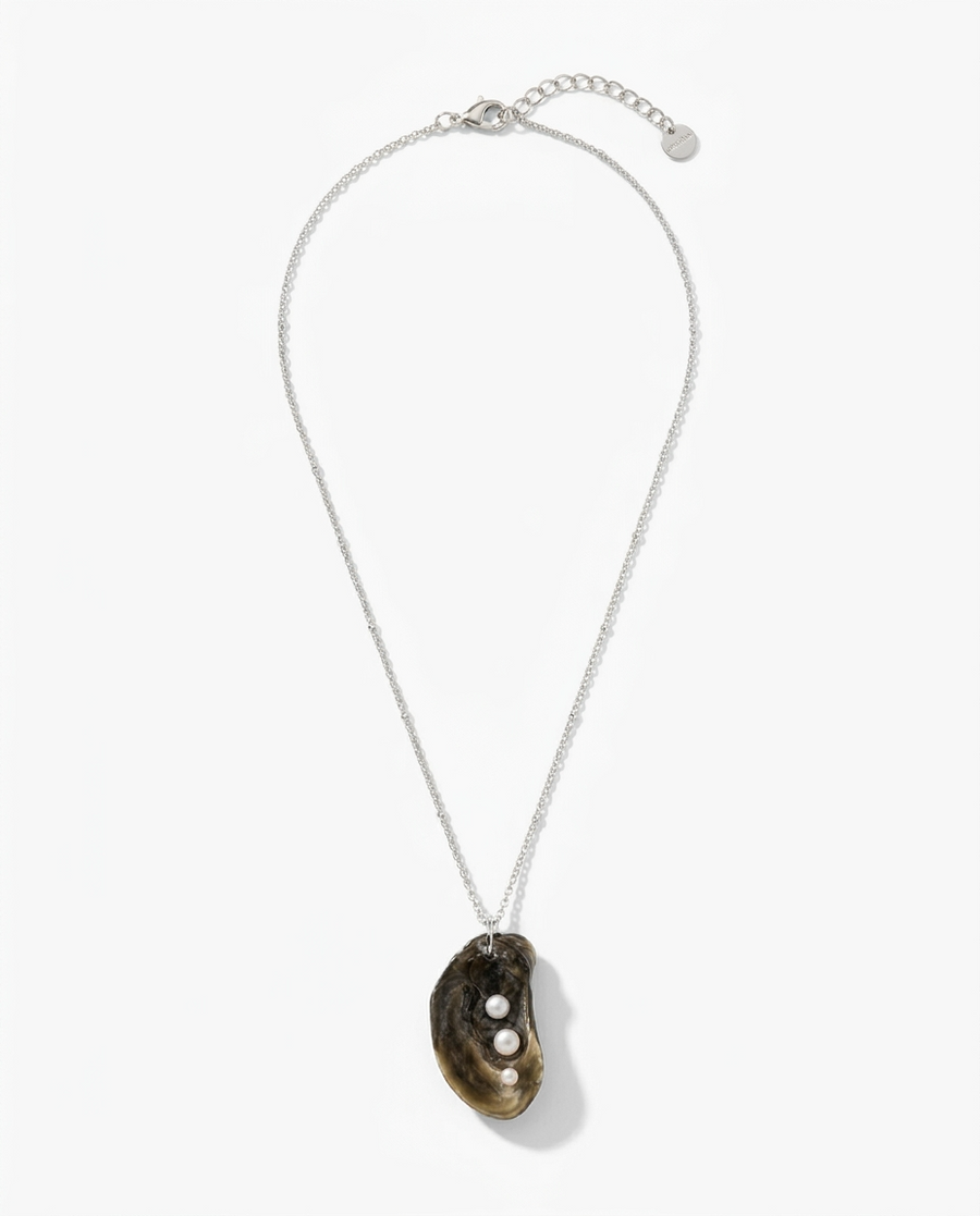 Collins Pendant Necklace