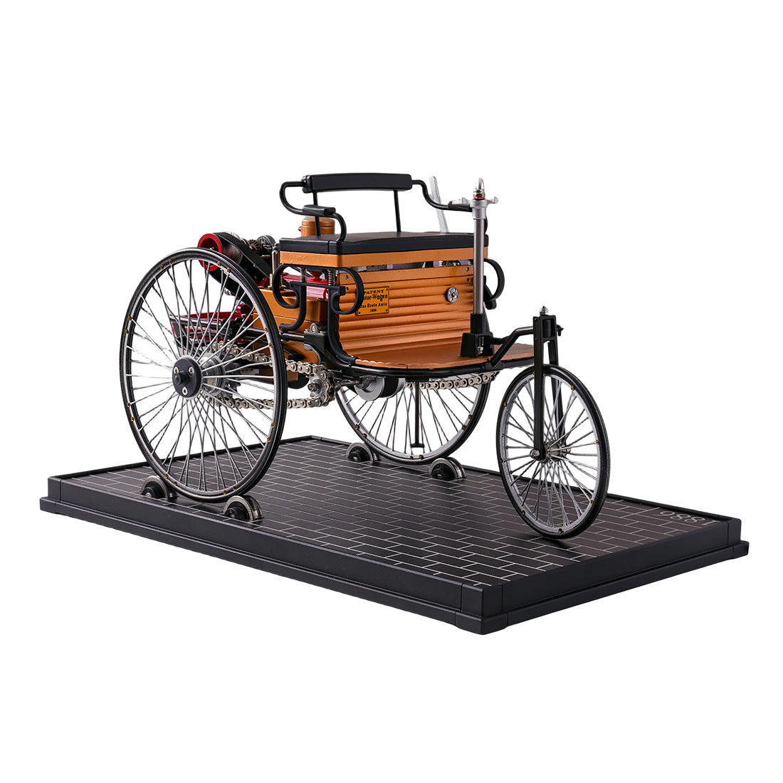 World’s First Motor Car-2