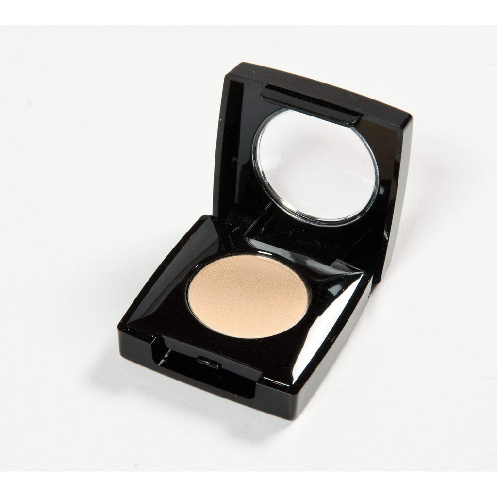 Professional eyeshadow pan showcasing vibrant colors and a velvety smooth, blendable cream-to-powder finish — view 5