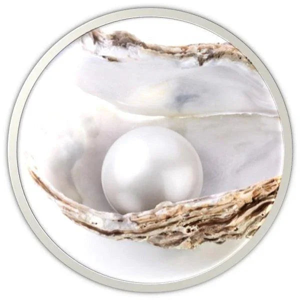 Translucent mattifying pearl face powder in a round jar for setting makeup and skincare — view 5