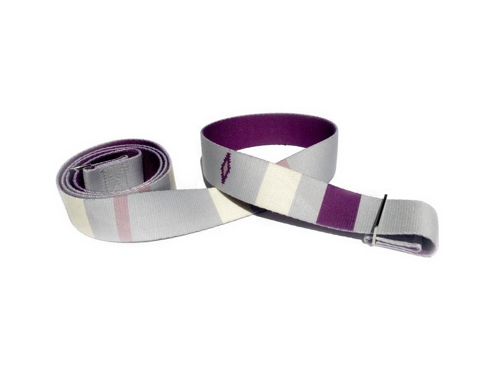 Grey Suzy yoga strap and mat carrier made of organic cotton with metal D-ring buckles — view 4