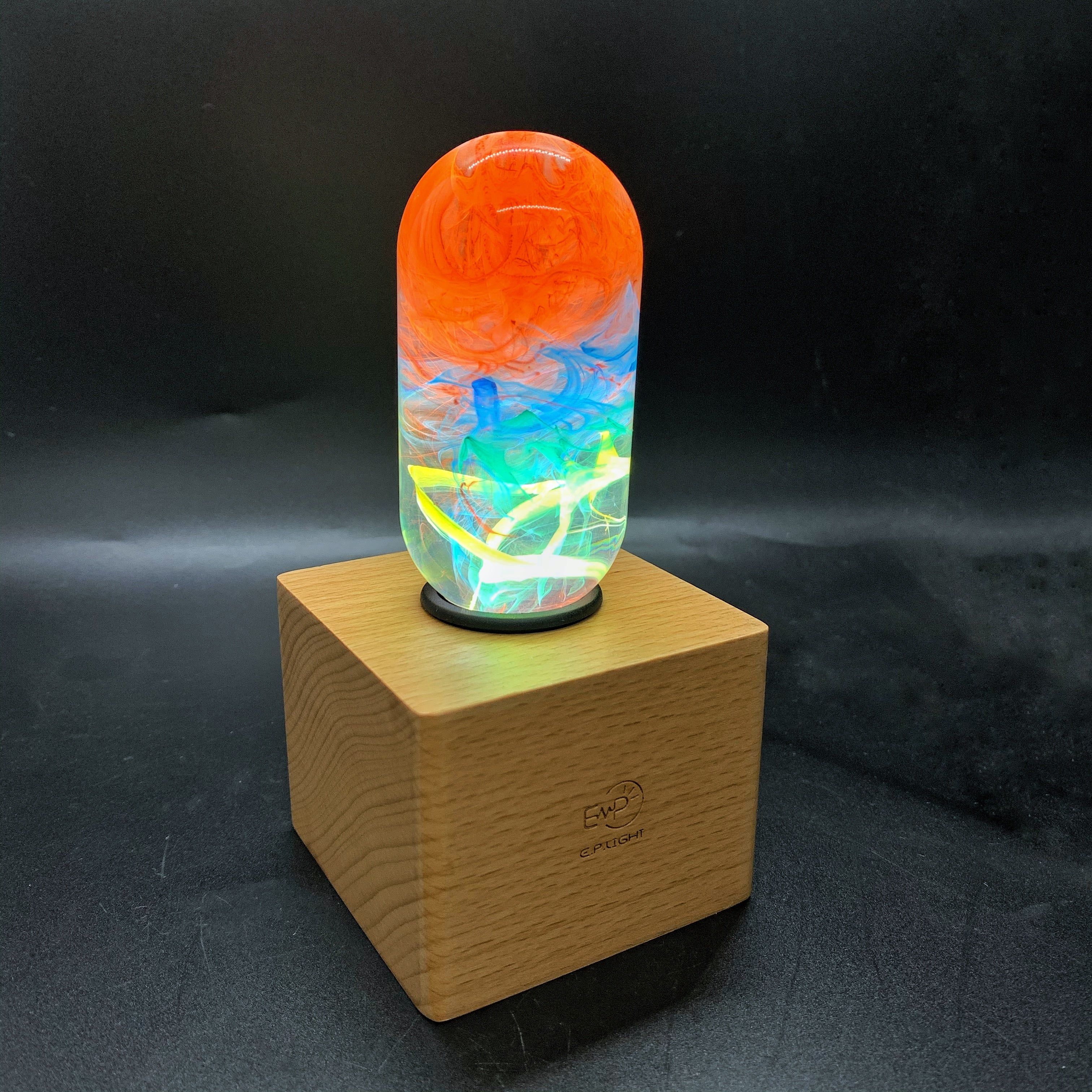 Youth table lamp with handcrafted vibrant resin LED bulb on a solid beech wood base — view 4