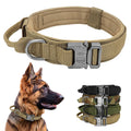 Tactical dog collar in camouflage made of heavy-duty nylon with a built-in control handle