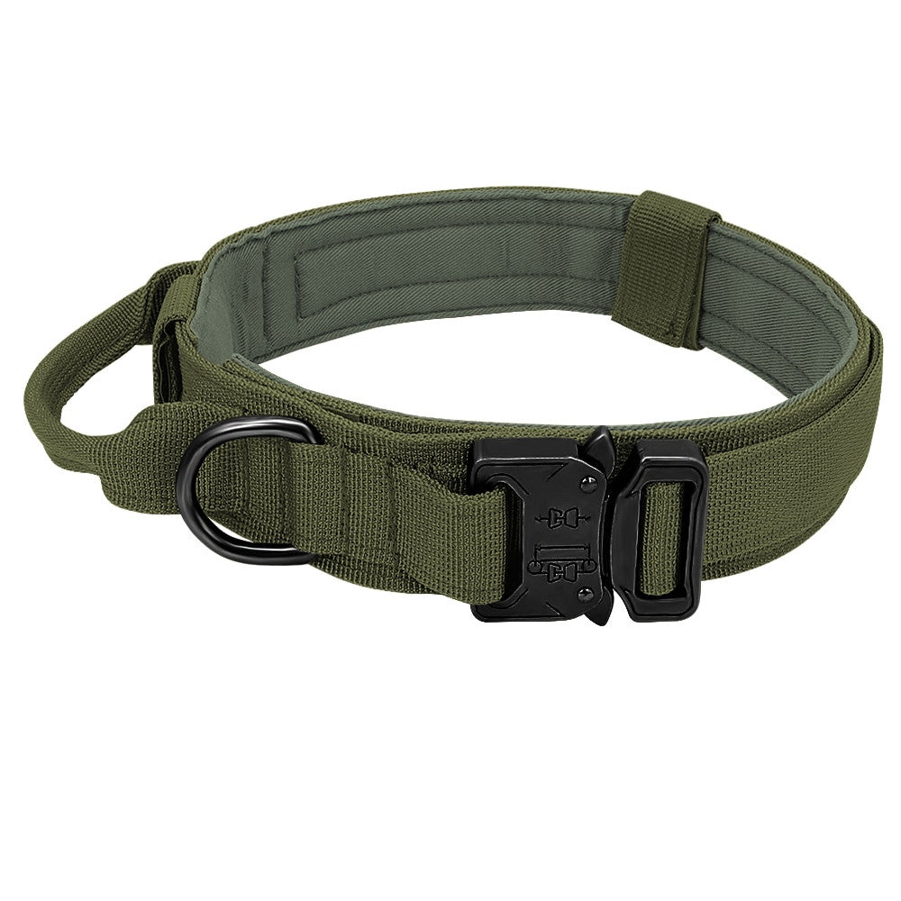 Tactical dog collar in camouflage made of heavy-duty nylon with a built-in control handle — view 7