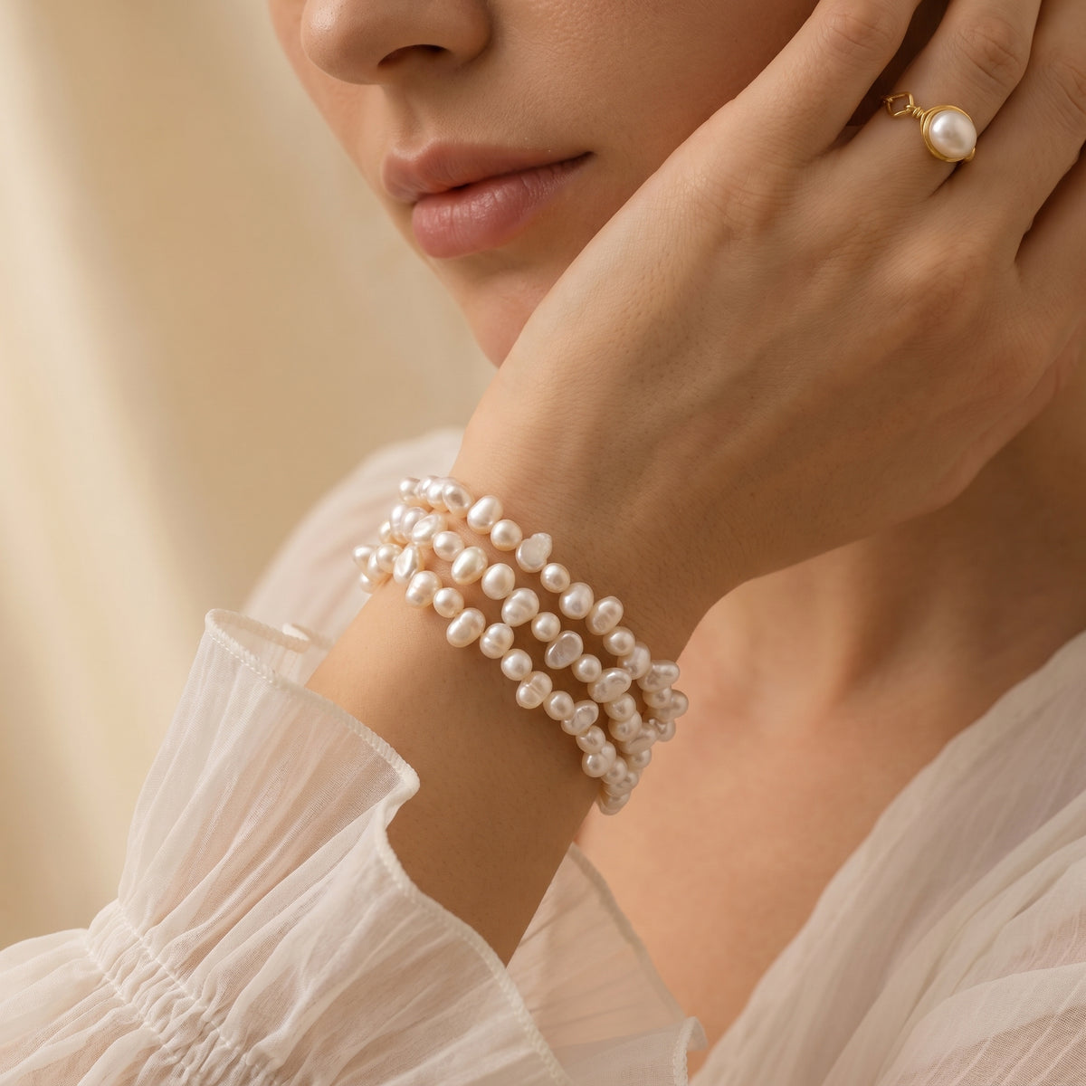 Elegant Freshwater Pearl Spiral Bracelet-3