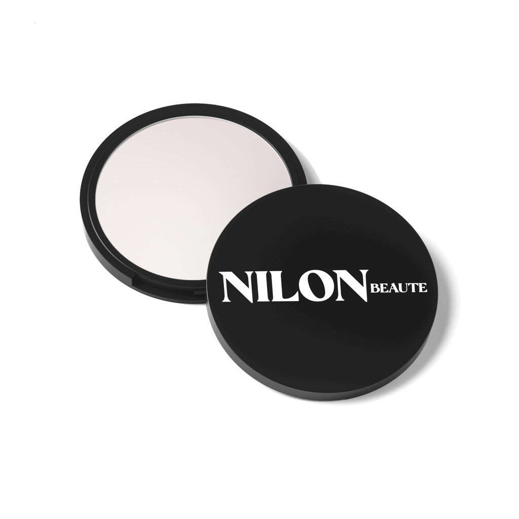 Éclat de Lune highlight powder compact with shimmering luminous pigments for a radiant makeup finish — view 2