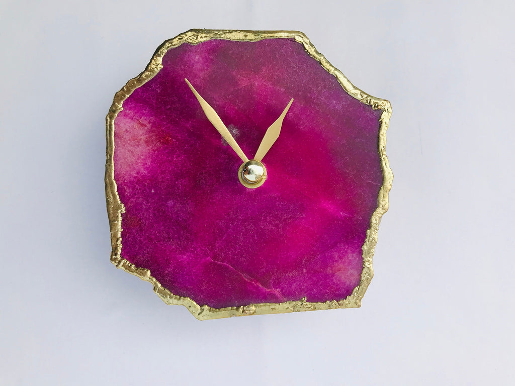 Magenta agate aventurine desk clock with gold electroplated edges and modern brass hands — view 2