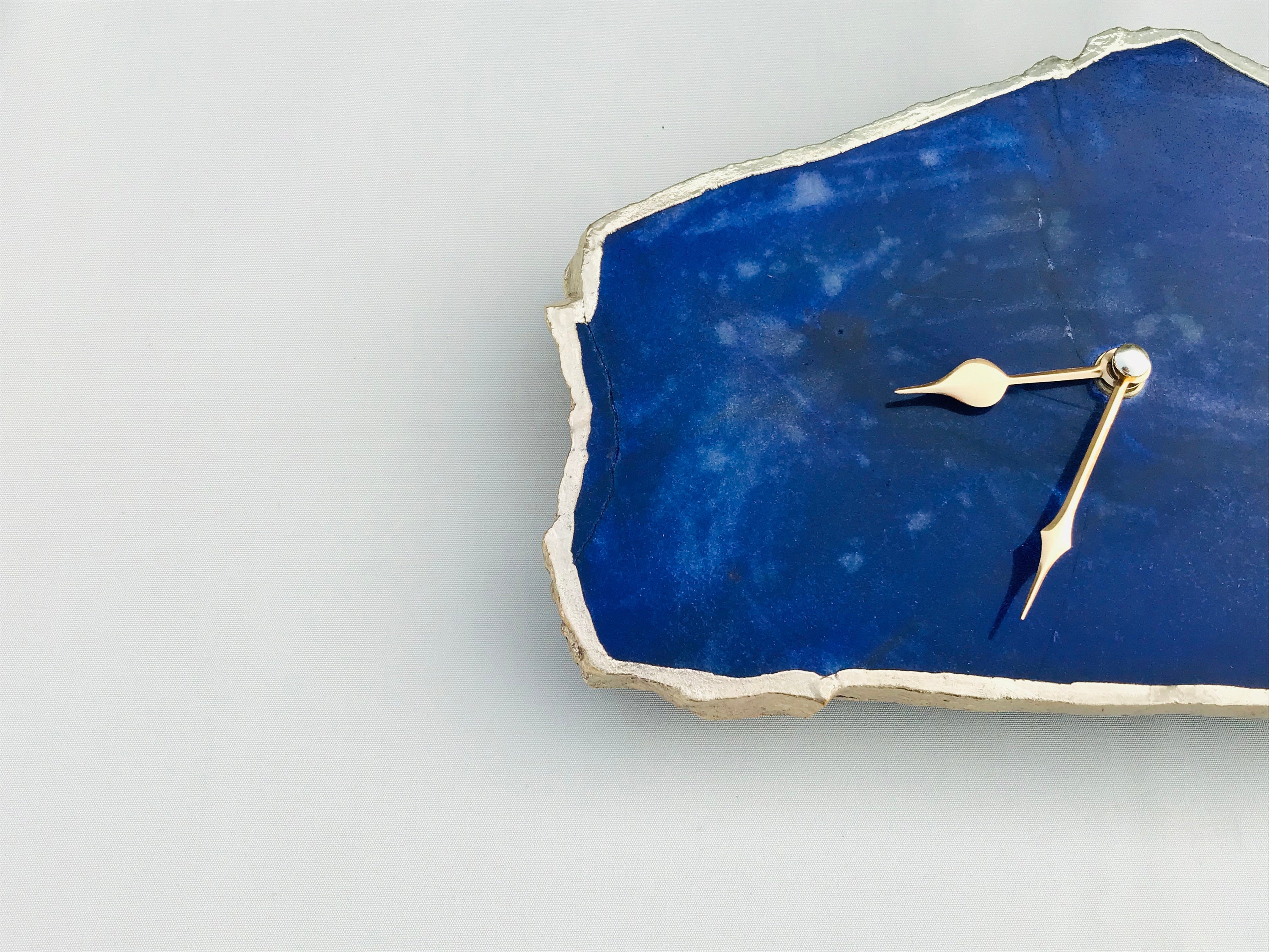 Irregular indigo blue agate quartz clock with electroplated gold edges and modern brass finish hands — view 4