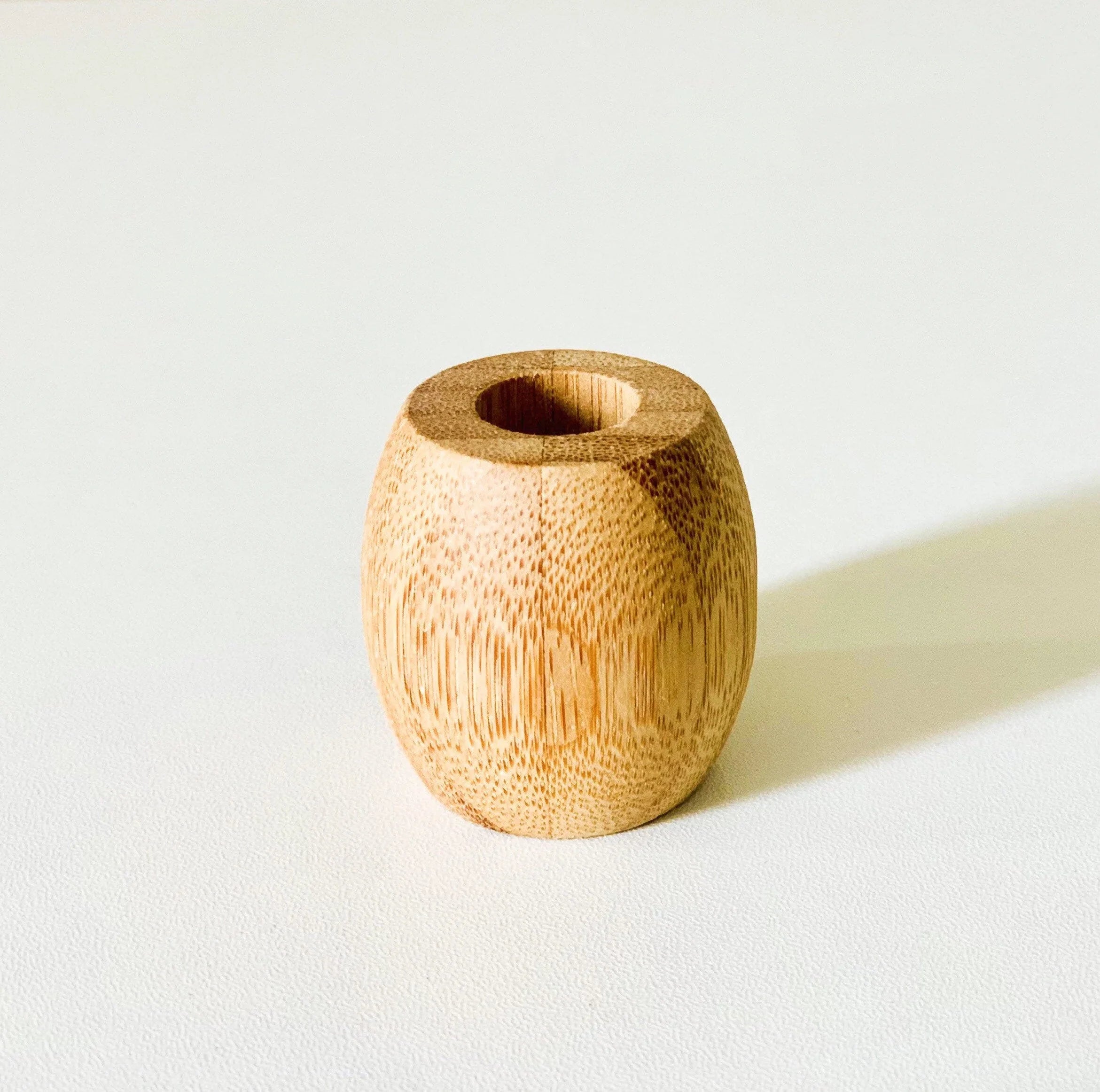 Zero waste natural bamboo toothbrush holder with drainage hole and plastic-free packaging — view 2