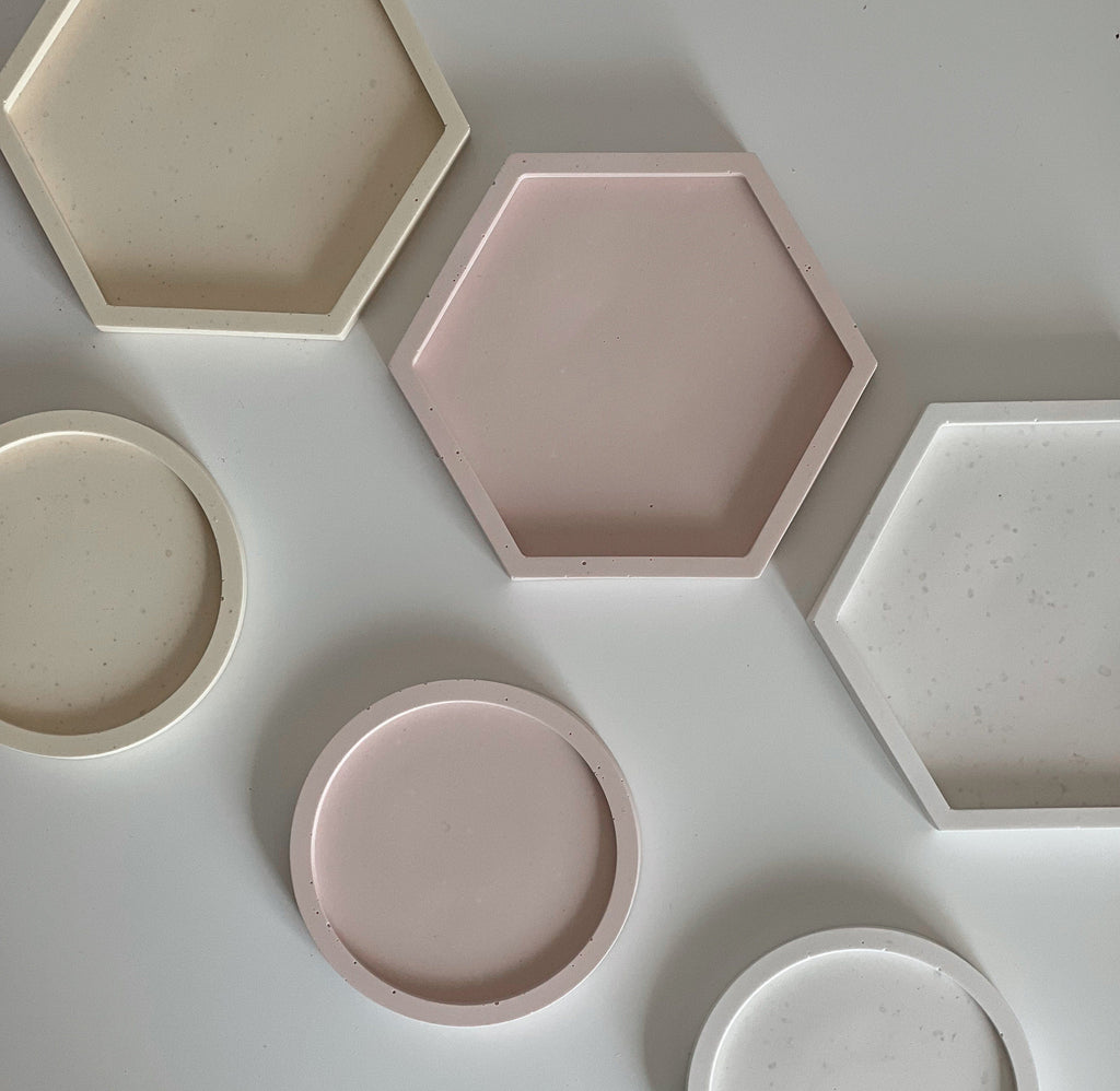 Small Round Jesmonite Trinket Tray: Scandi Home Decor-3