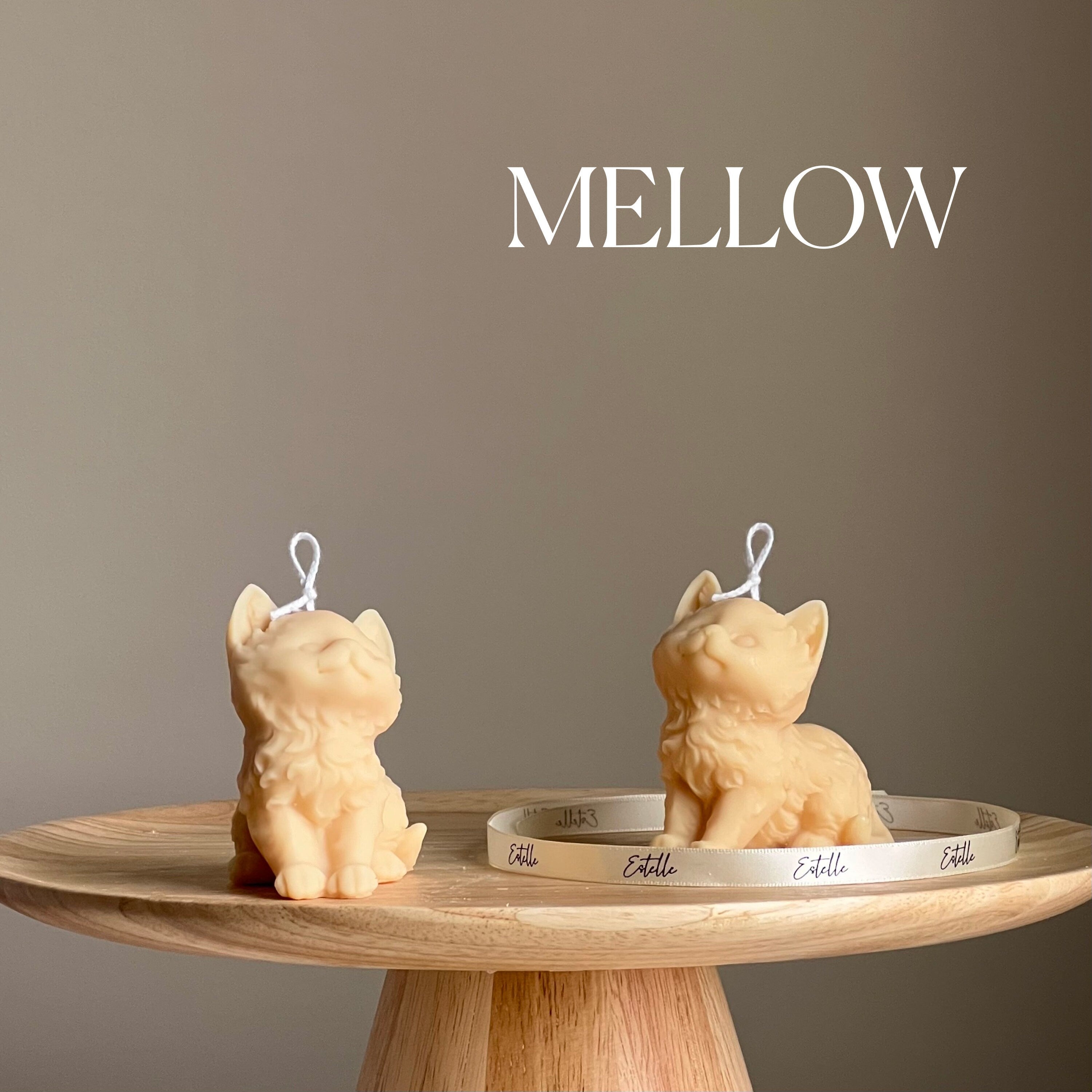 Handmade kitty shaped decorative soy wax pillar candle for aesthetic home interior design — view 5