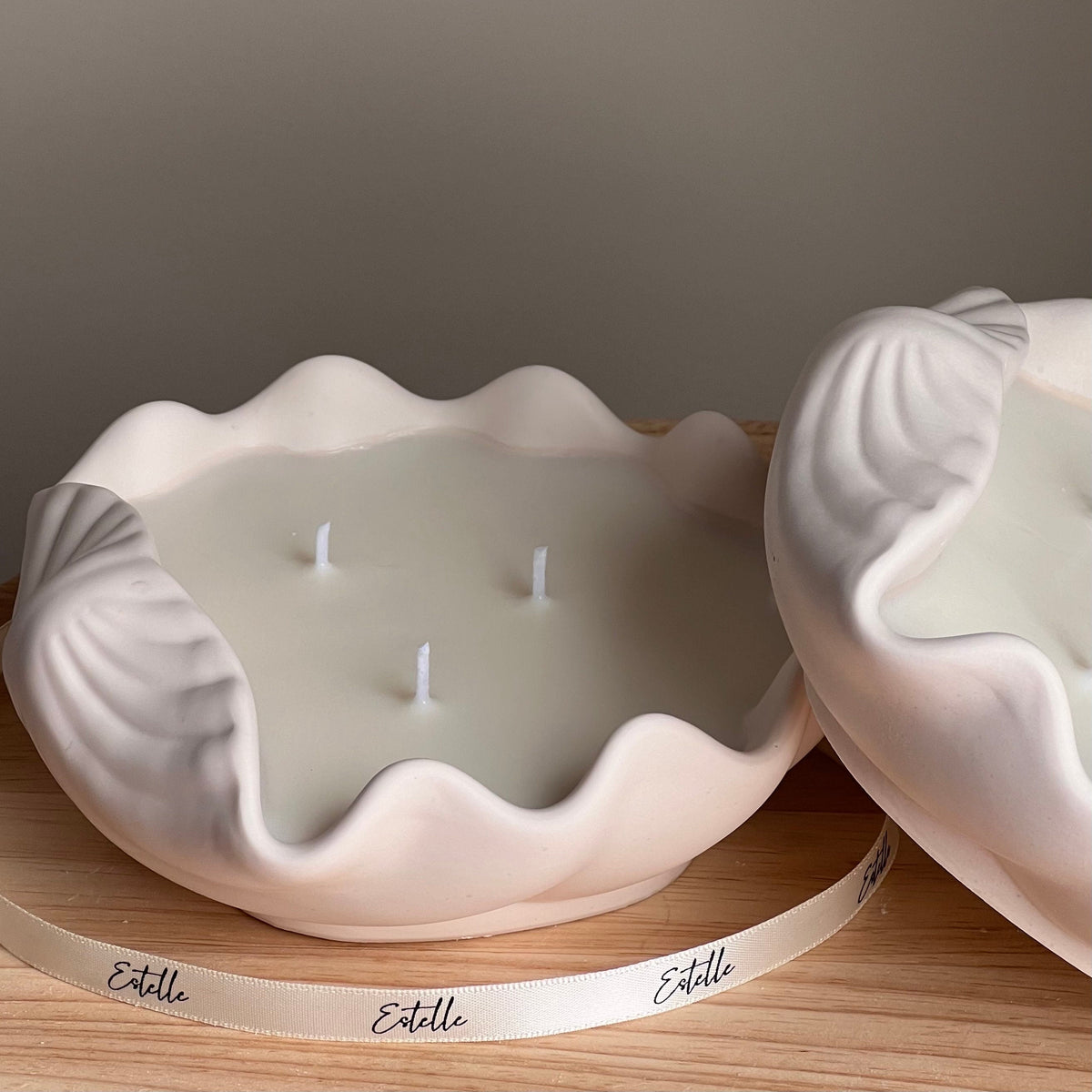 Clam Shell Soy Wax Candle in Jesmonite Vessel: Handmade Scented Candle-4