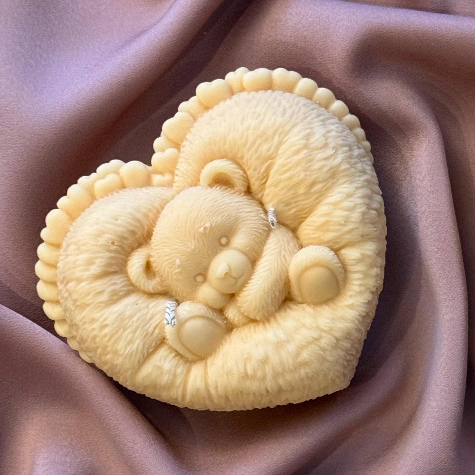 Handmade heart-shaped teddy bear soy candle in an unscented sculptural design for aesthetic home decor — view 4
