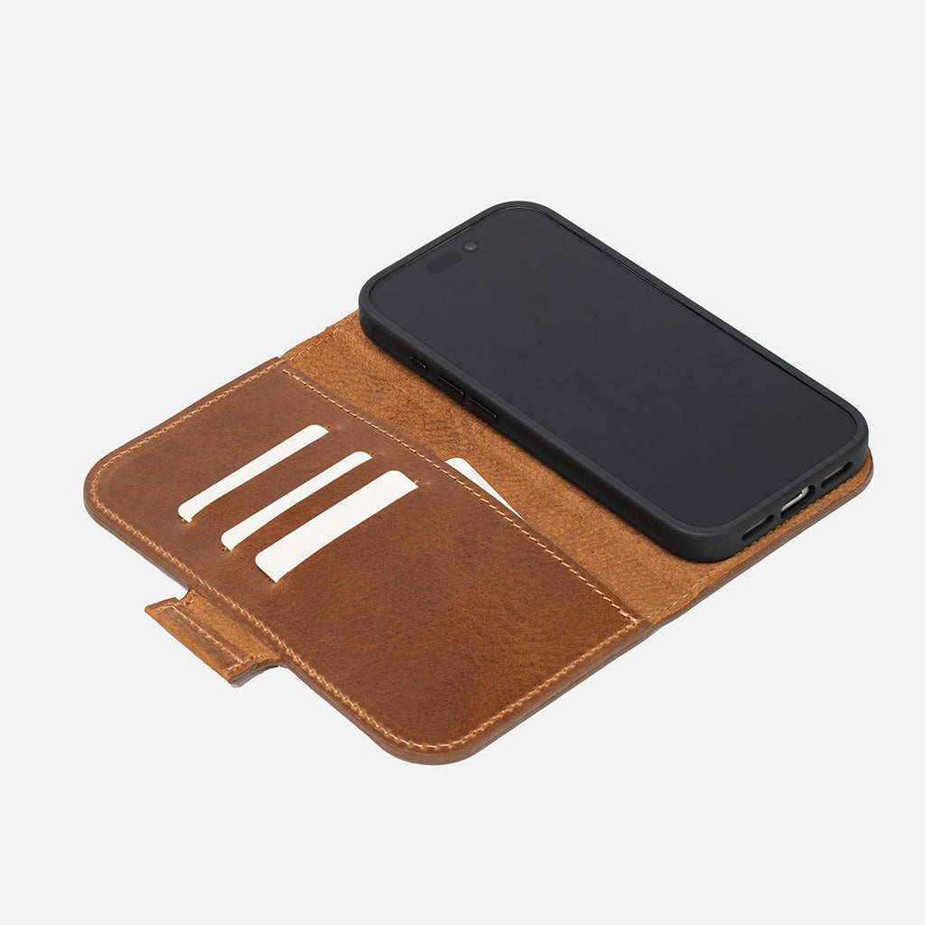 Full grain Italian leather MagSafe folio case for iPhone 17 featuring a minimalist wallet interior — view 4
