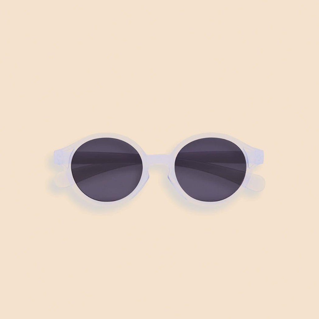 Translucent purple Izipizi baby sunglasses with flexible arms and removable silicone strap for infants. — view 5