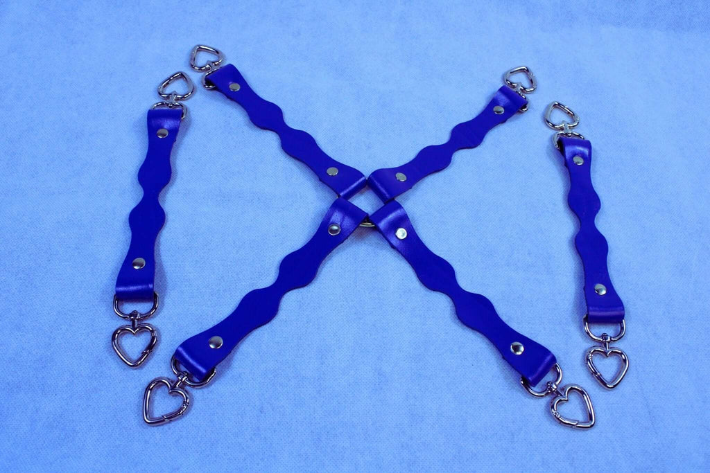 Handmade leather BDSM connector strap with heavy duty metal D-ring and secure swivel clip hardware — view 3