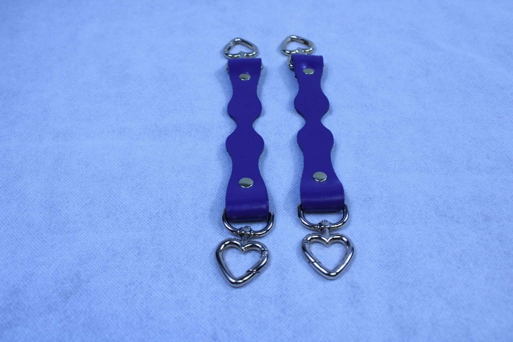 Handmade leather BDSM connector strap with heavy duty metal D-ring and secure swivel clip hardware — view 5