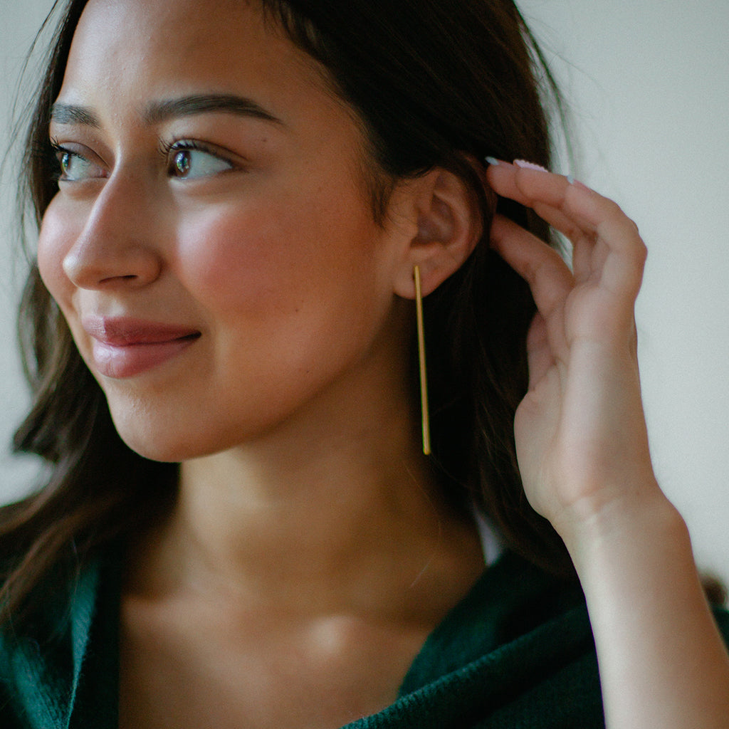 Minimal Bar Earrings-1
