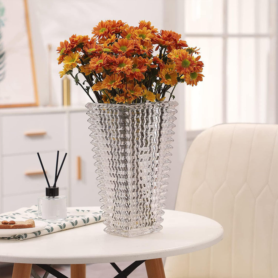 Clear handcrafted glass vase 28cm tall with a classic silhouette for elegant home floral arrangements — view 3