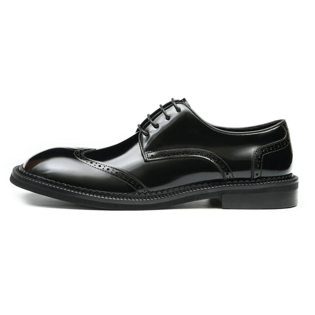 Men's glossy calfskin classic brogue lace-up derby shoes with detailed stitching and durable rubber outsole