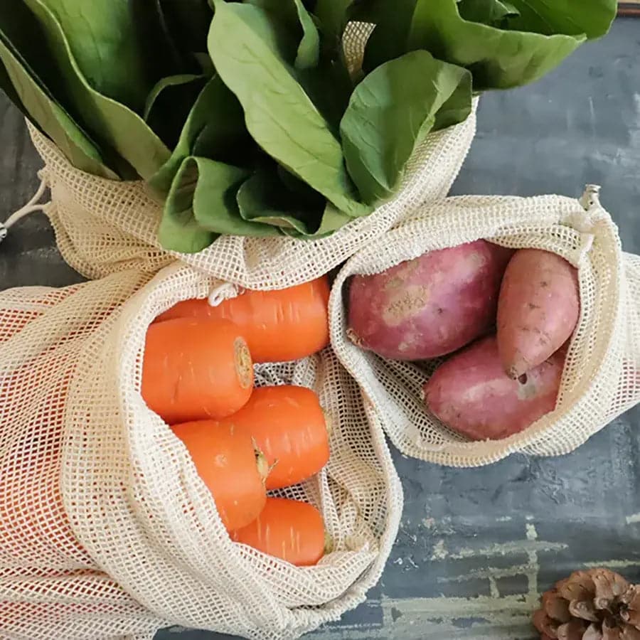Set of four natural organic cotton mesh produce bags with drawstring closures — view 2