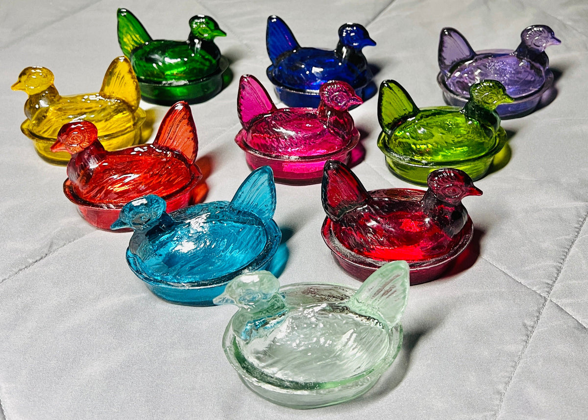 Nesting Hen Bowl & Lid - LAVENDER | Hand Blown Glass - Colombia-4