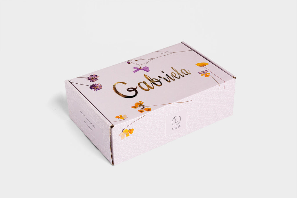 Natural citrus bath and body spa gift box featuring grapefruit scrub, body oil, and soap bar — view 4