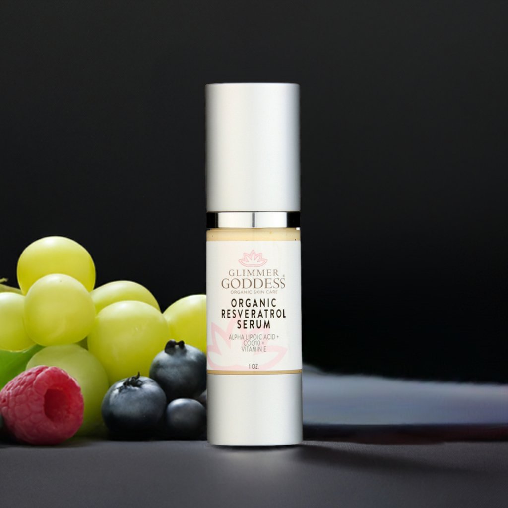 Organic resveratrol face serum in a modern airless pump bottle for instant firming and anti-aging skincare — view 5