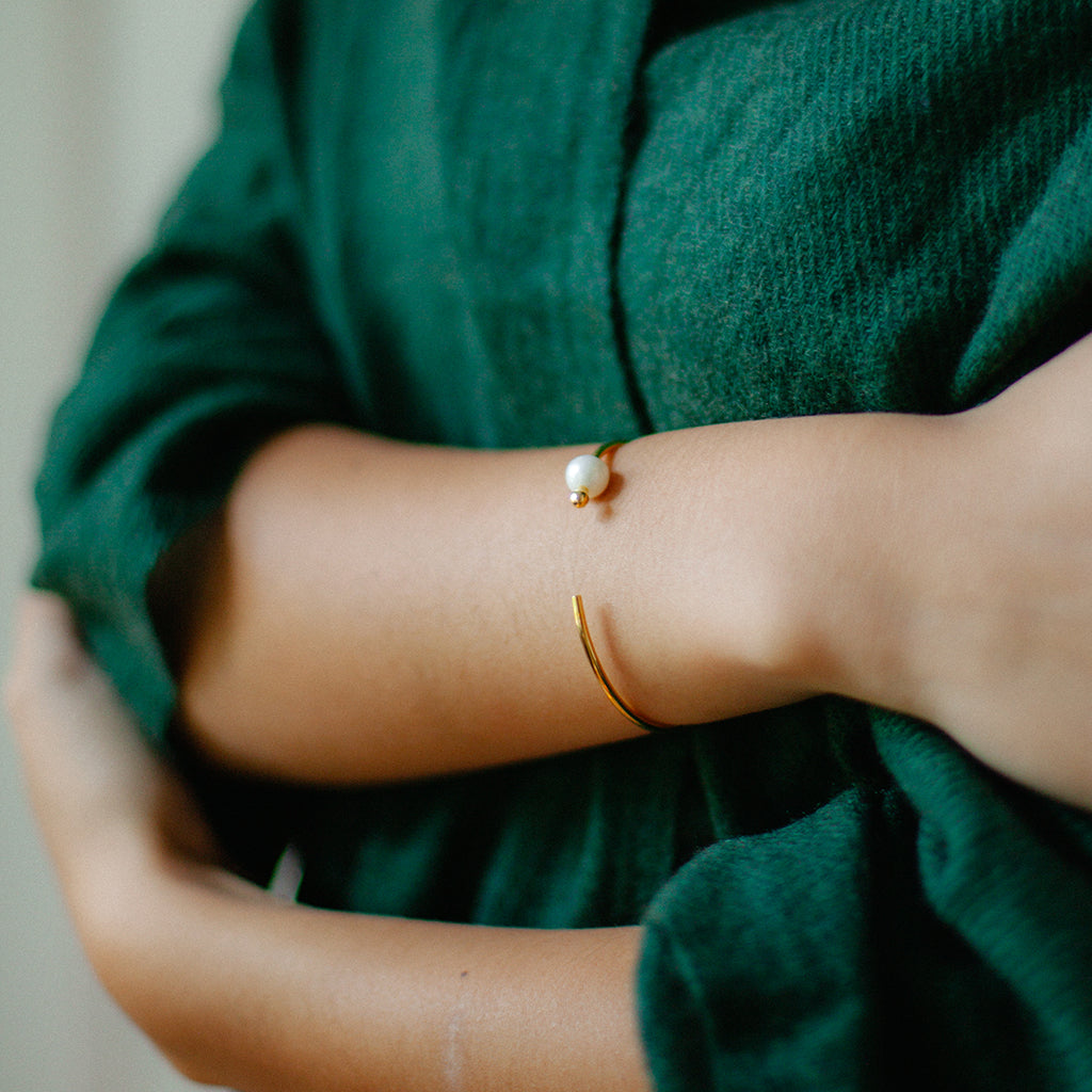 Freshwater Pearl Bangle-1