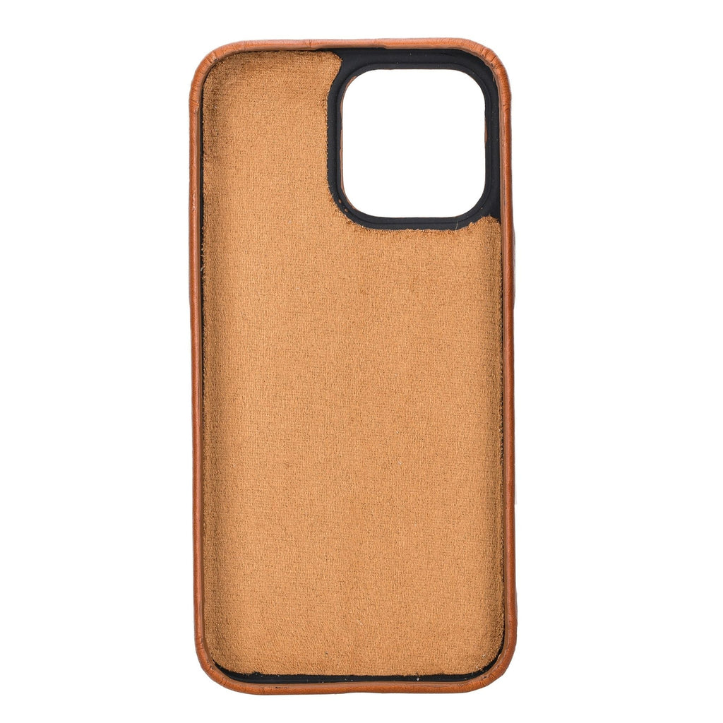 Pinedale genuine leather snap-on phone case for iPhone 13 with MagSafe compatibility and premium finish — view 2