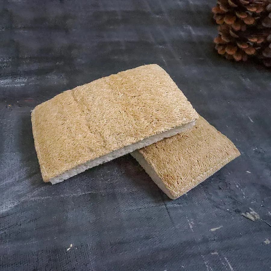 Eco sponge made of natural white wood pulp and textured yellow-brown loofah for kitchen dishwashing — view 3