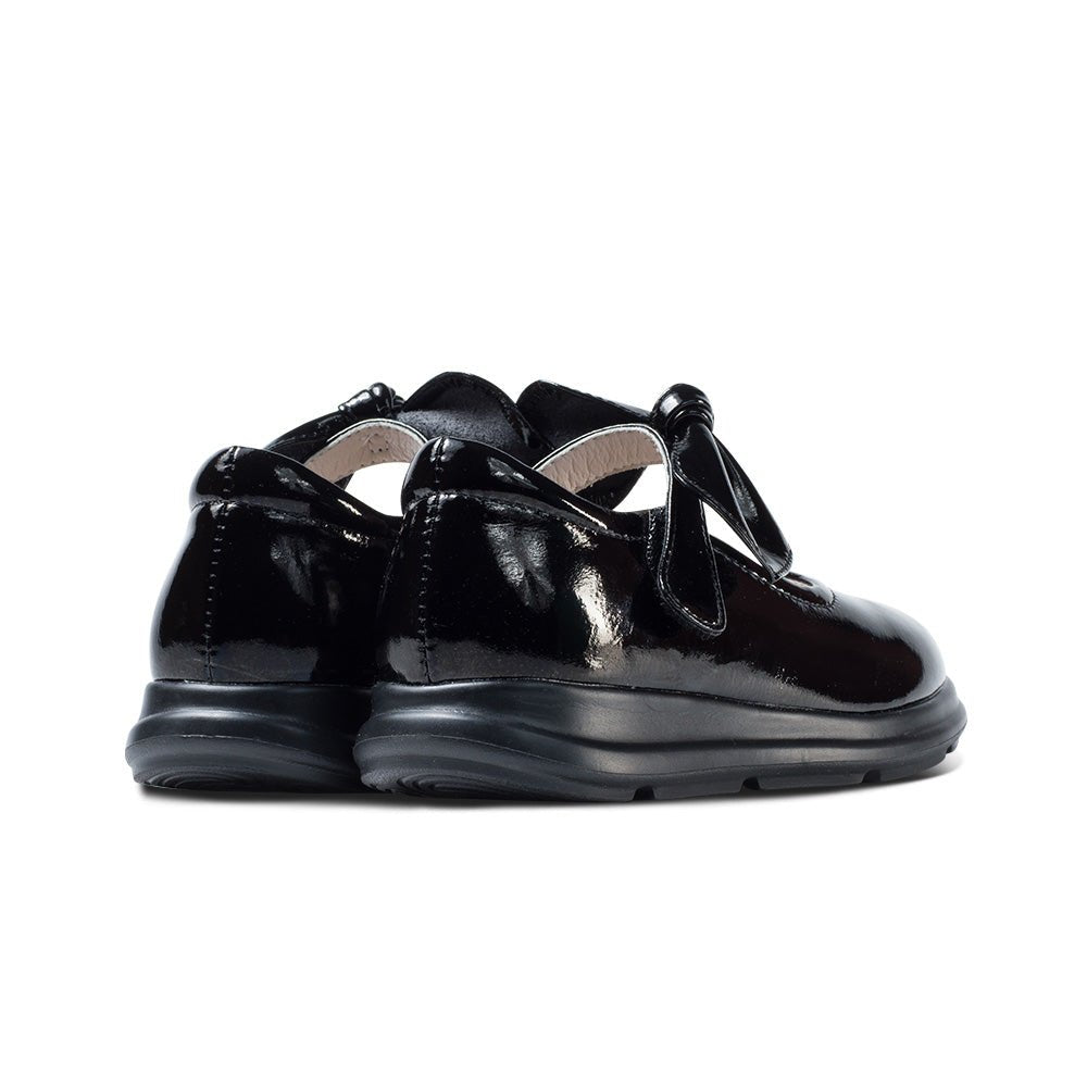 Girls leather school shoes with front bow detail, soft sole padding, and slip-resistant rubber bottoms — view 4