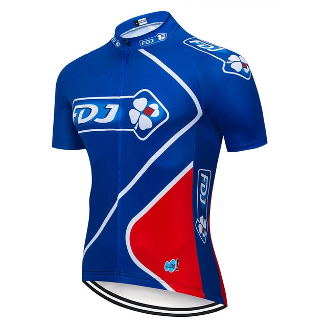 Men's pro cycling jersey set with padded bib shorts, short sleeves, and full front zipper — view 3