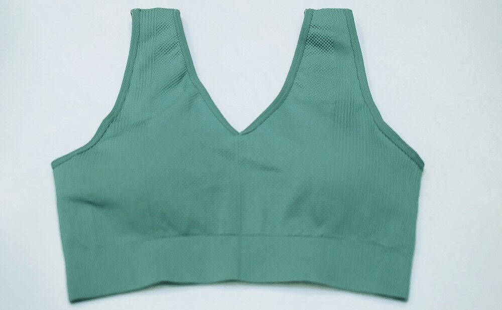 Seamless push up sports bra crop top in solid color with smooth wire-free beauty back design — view 5