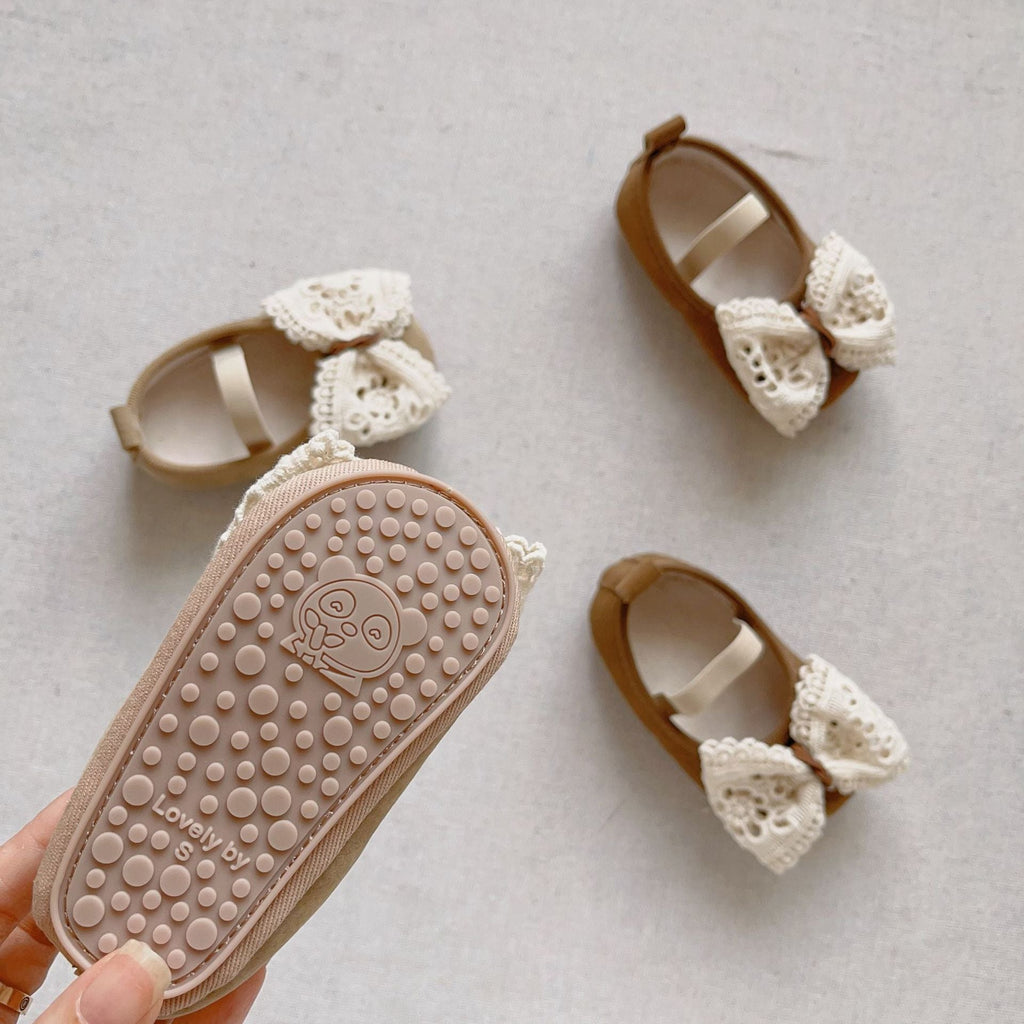 Beige and coffee baby girl toddler walking shoes with a sweet bow and hollow-out design — view 5