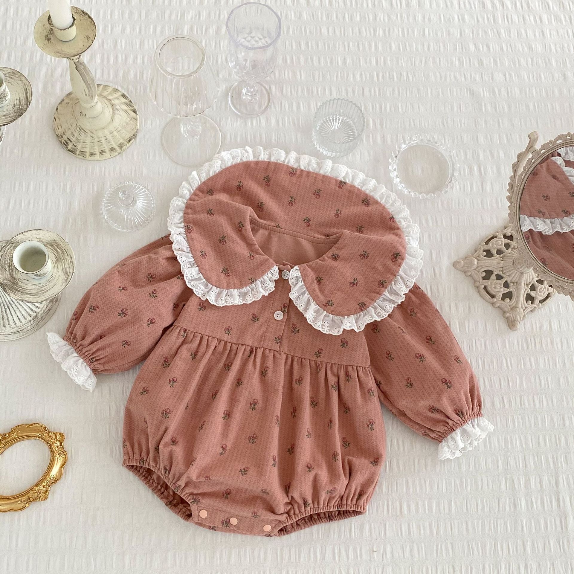 Baby girl ditsy floral bodysuit in pink cotton with doll collar and triangle bottom design — view 2