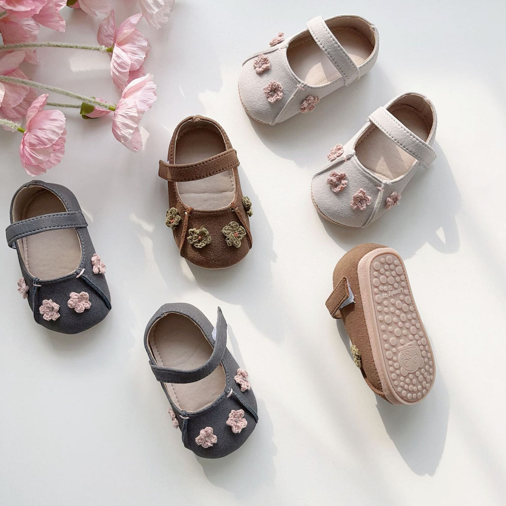 Soft-sole baby girl shoes with a floral pattern featuring anti-slip grips for early walking toddlers — view 5