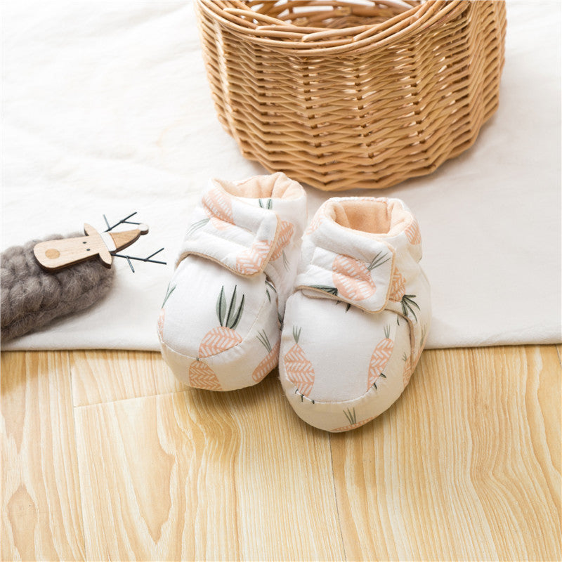 Animal print baby booties in white cotton with soft winter fleece lining — view 2