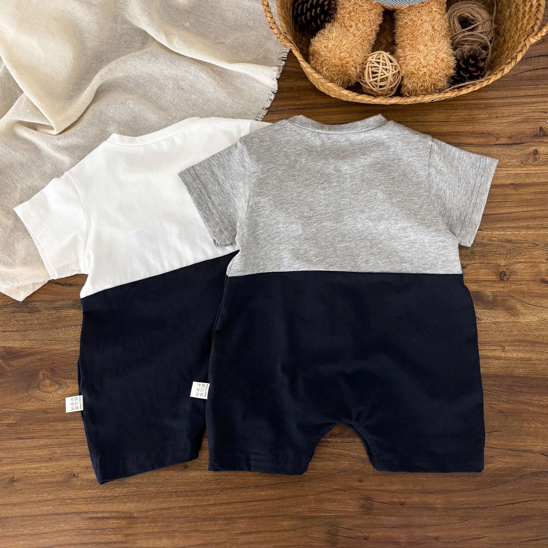 Teddy bear baby boy romper in white and grey patchwork cotton blend with short sleeves — view 2