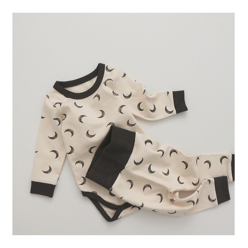 Baby star and moon graphic cotton bodysuit and thermal pants set in khaki and apricot. — view 5