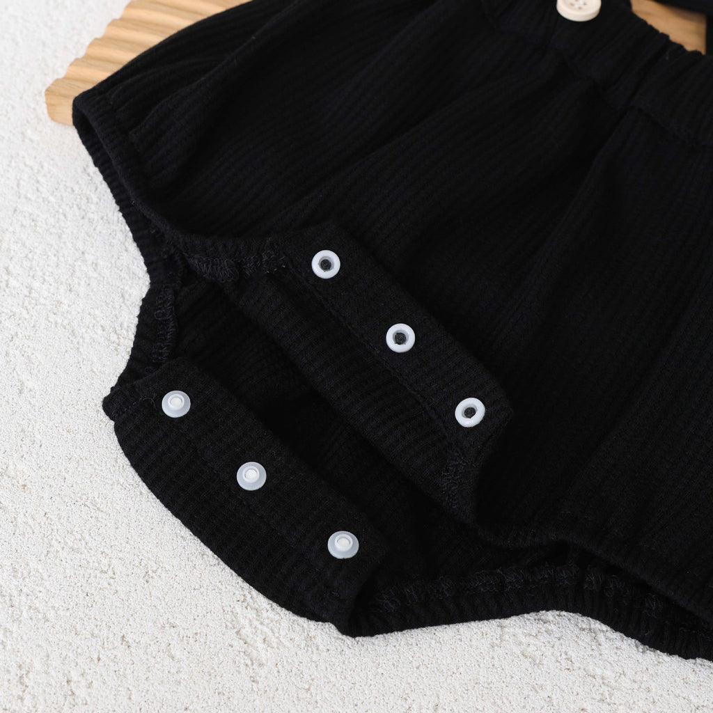 Baby girl floral overalls clothing set with long sleeve top and black sleeveless bottoms in cotton — view 5
