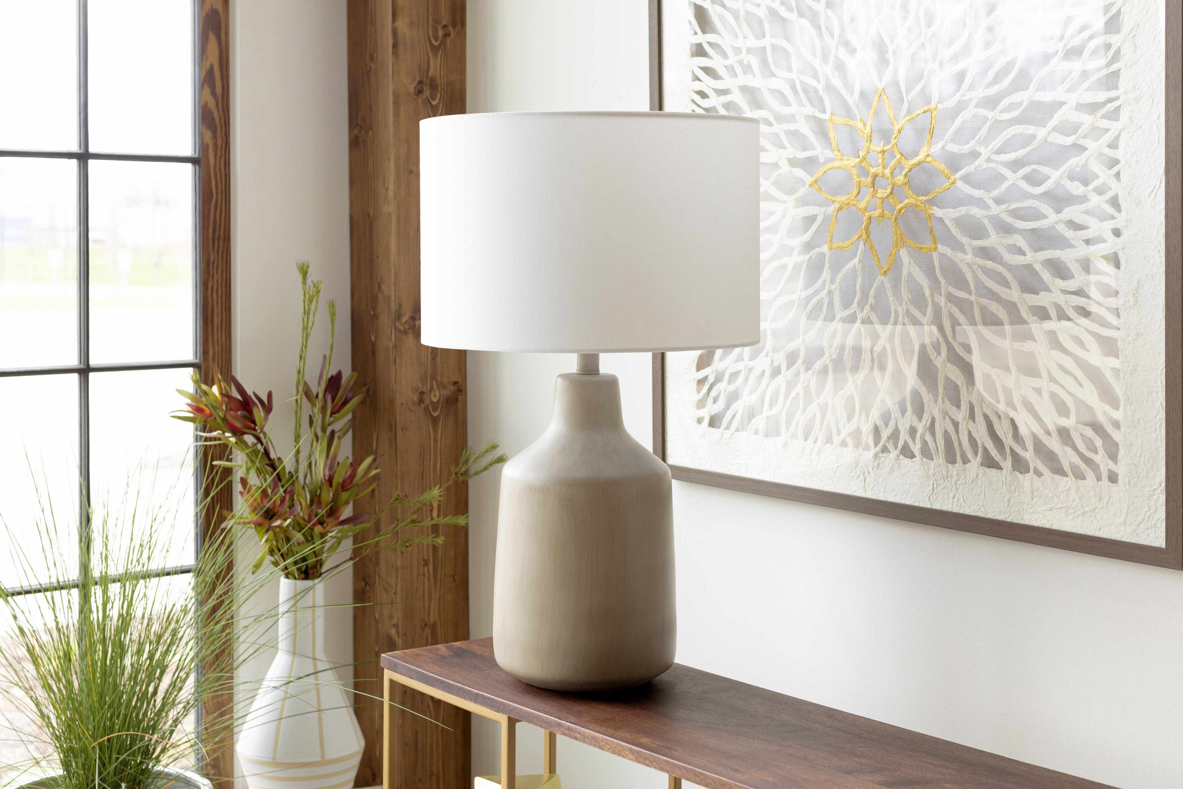 Quezon beige resin table lamp with white linen shade and elegant traditional design details — view 3