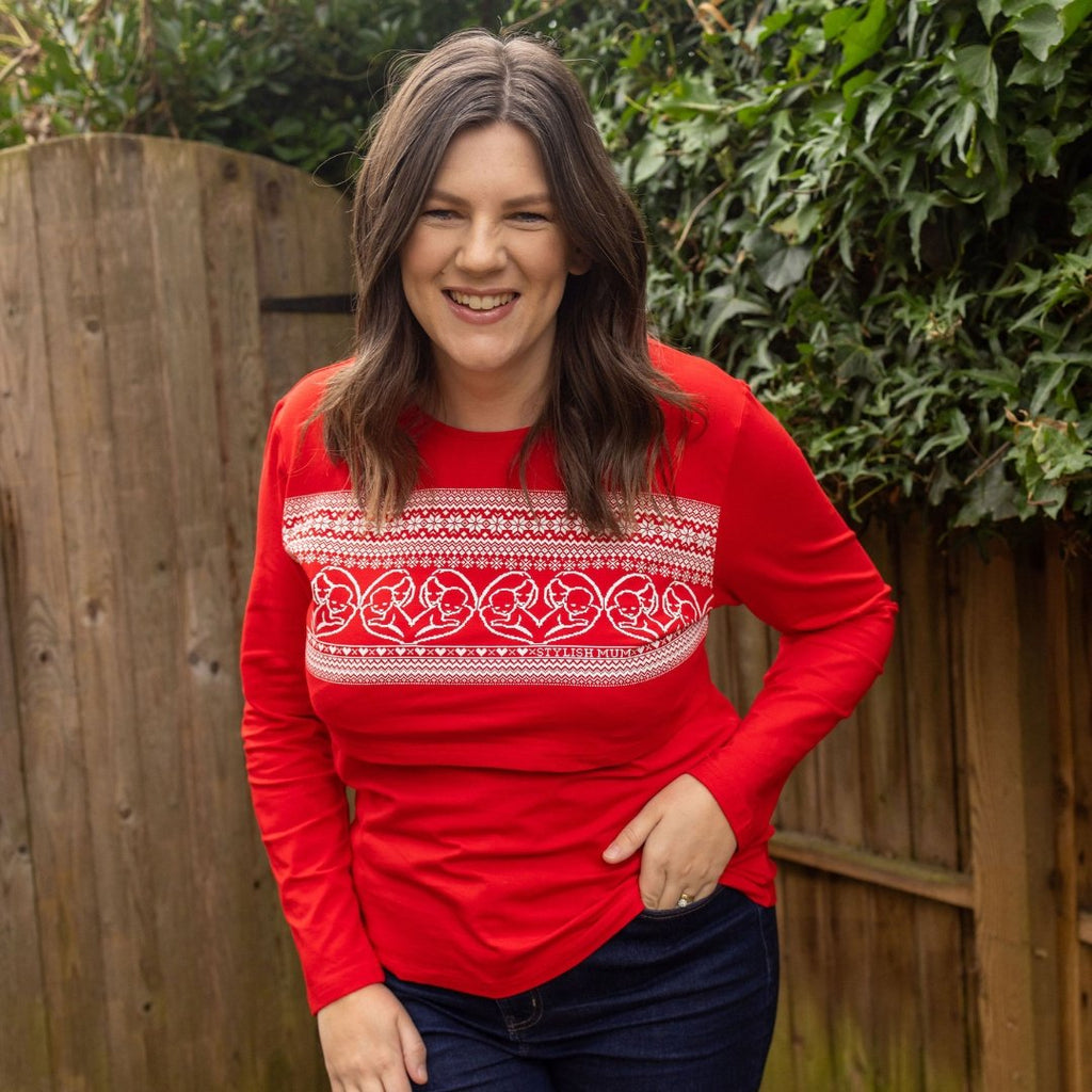 Red heart breastfeeding top in cosy cotton with discreet nursing flap for comfortable everyday wear