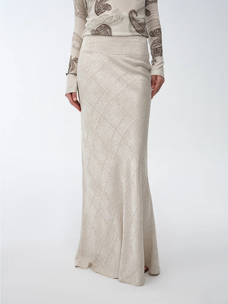 Retro bias-cut linen blended straight fishtail maxi skirt showcasing natural drape and light breathable fabric