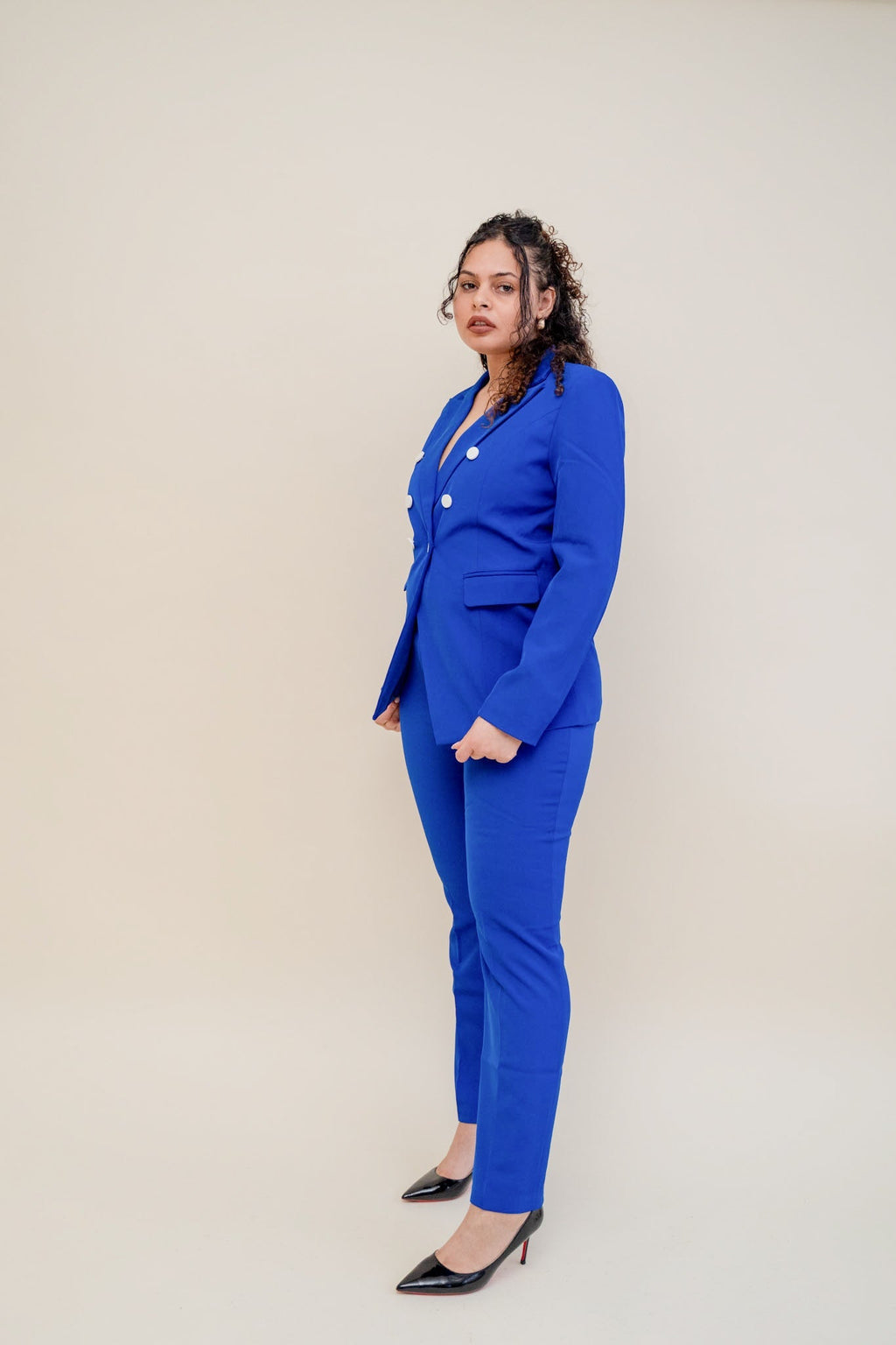 The royal-contrast double breasted 2-piece pantsuit (UK size 12)-4