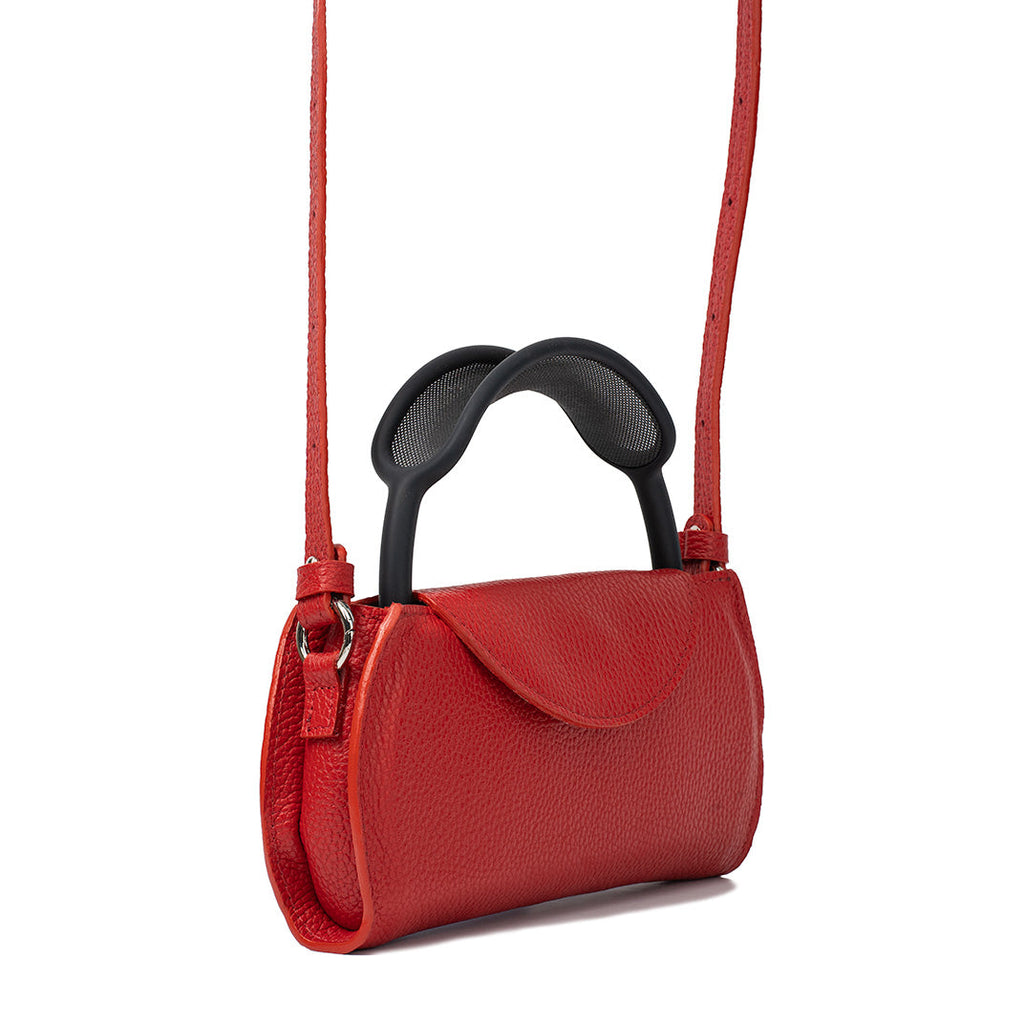 Textured Italian leather shoulder case for AirPods Max with adjustable strap and premium plush interior — view 2